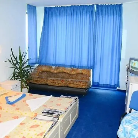 елисей Hotel 2*
