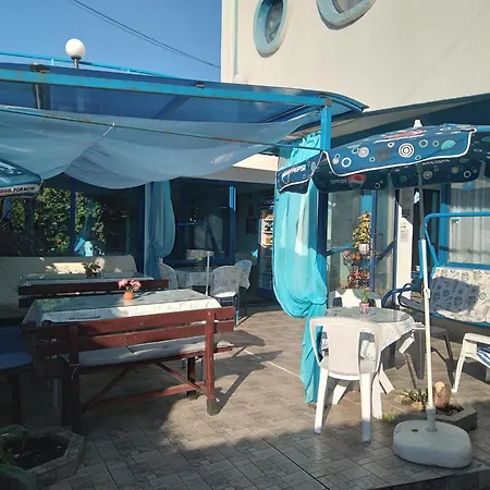 елисей Hotel Chernomorets