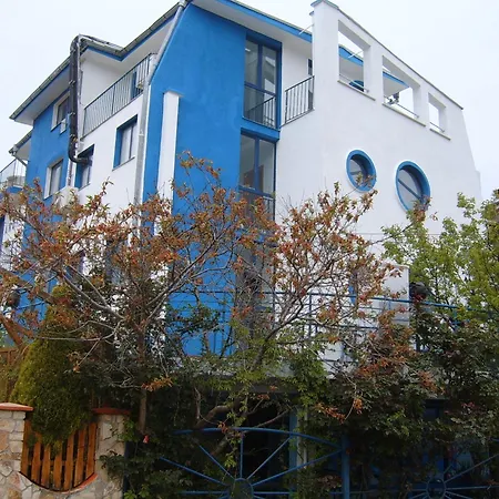 елисей Otel 2*