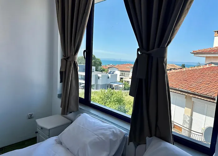 елисей Hotel 2*