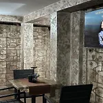 елисей Черноморец