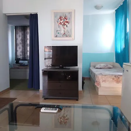 Andi Hotel