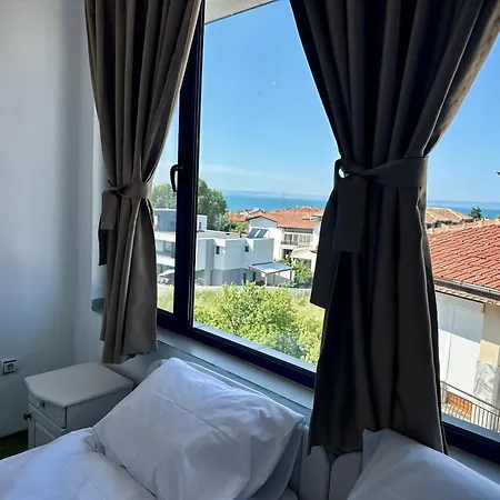 елисей Hotel 2*