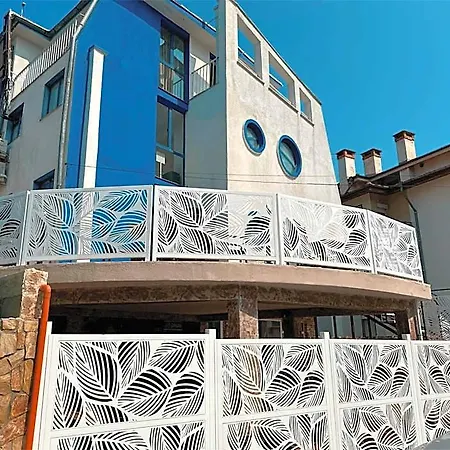 елисей Hotel Tschernomorez